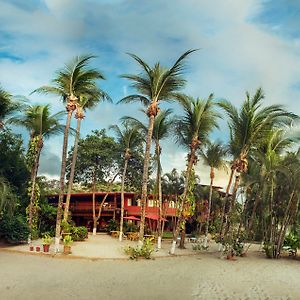 Hotel Laguna Del Cocodrilo